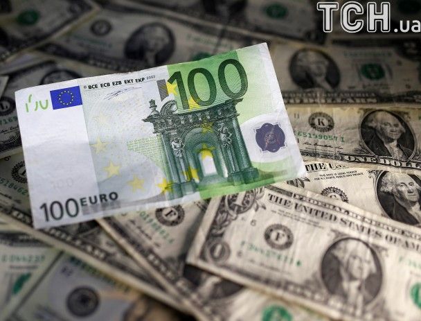 Курс валют на 23 лютого: скільки коштуватимуть долар, євро і злотий