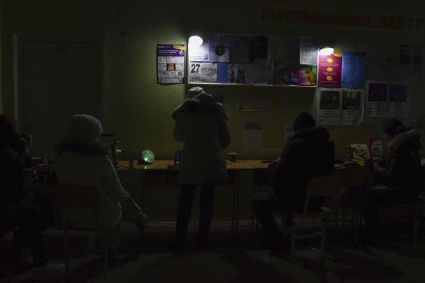 Росія масовано атакувала енергетику на заході: в одній з областей запроваджено жорсткі графіки