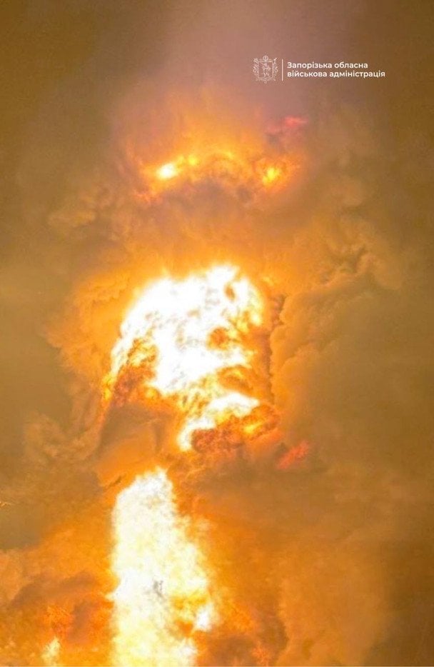 Запоріжжя під атакою "Шахедів" — ворог поцілив по об’єкту інфраструктури