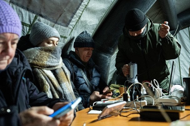 Масована атака на енергетику: у Києві та Харкові понад 100 тисяч людей залишилися без тепла