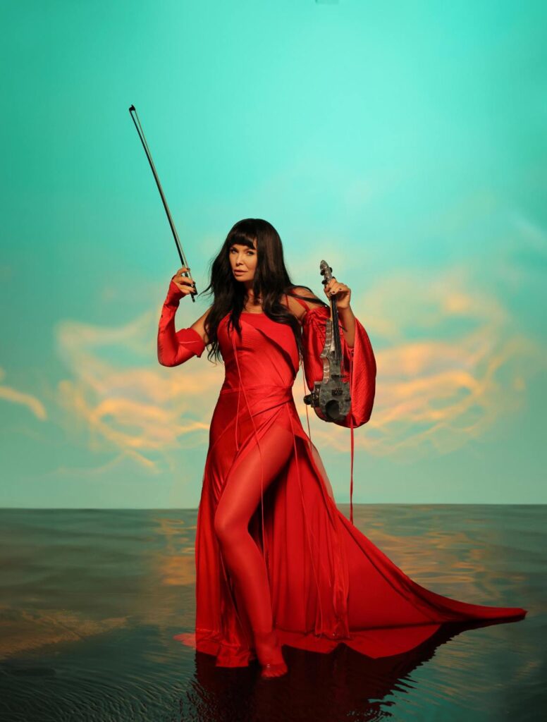 Ассія Ахат повертається на українську сцену з прем’єрою пісні «ALLO» - історією любові на відстані