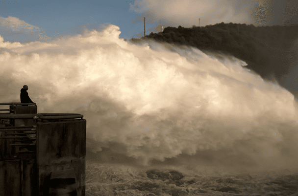 Європа йде під воду: шторм "Леонардо" затопив Іспанію і Португалію, на черзі — новий удар стихії