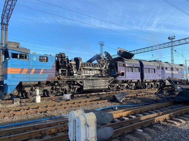 Армія РФ вдарила по залізничній інфраструктурі у чотирьох областях — фото