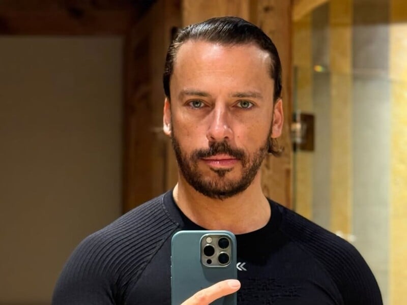 Щасливі й у чорних в'язаних шапках. М'язистий Галкін показав свіжі фото Пугачової