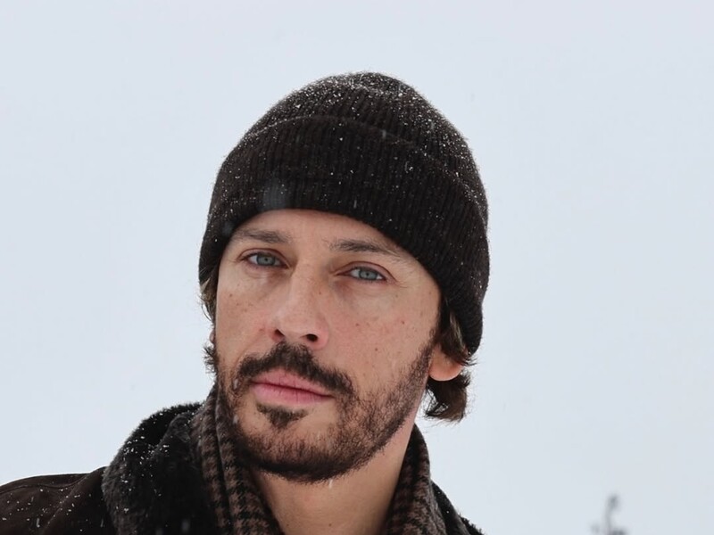 Галкін, який захоплює мережу гарячими знімками, оголився і знявся в басейні. Відео