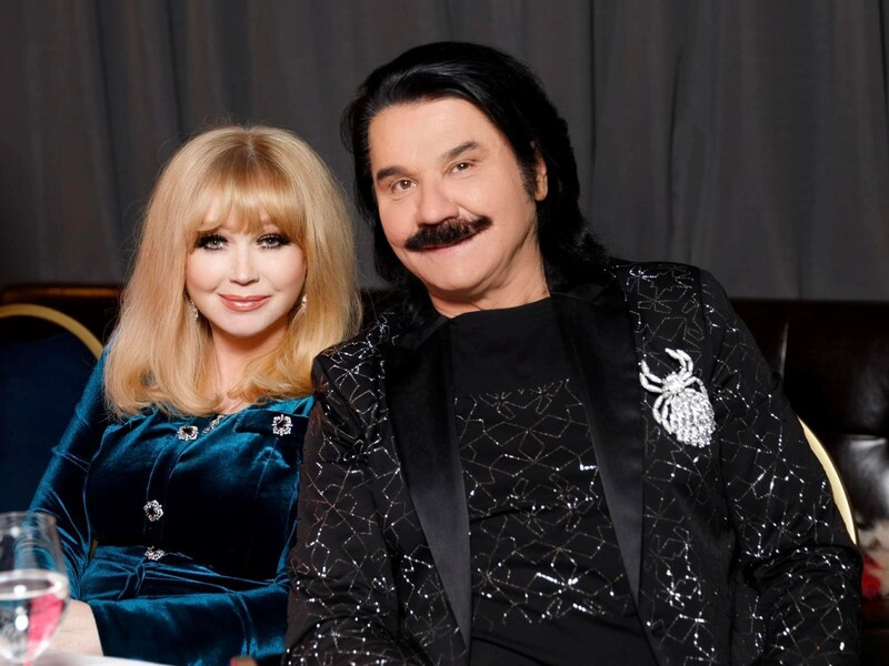 Зібров розповів, як святкує День святого Валентина, й розкрив свій секрет щасливого шлюбу Зібров розповів, як святкує День святого Валентина, й розкрив свій секрет щасливого шлюбу