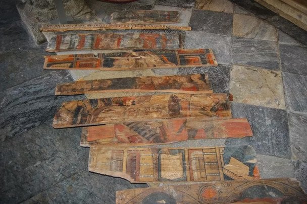 Середньовічні артефакти десятиліттями слугували перекриттям — що відомо про унікальне відкриття