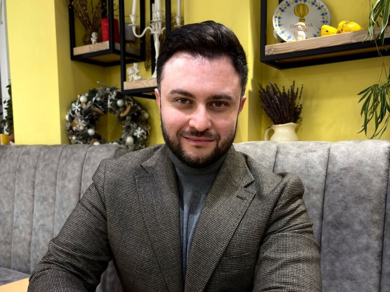 Пліткар Беспалов приховав геолокацію своєї Instagram-сторінки і зробив заяву про раптове зникнення