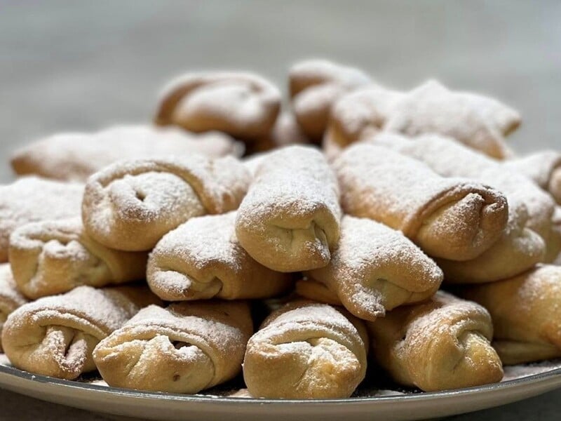 Приготуйте рогалики, від яких неможливо відірватися. Бабусин рецепт Приготуйте рогалики, від яких неможливо відірватися. Бабусин рецепт