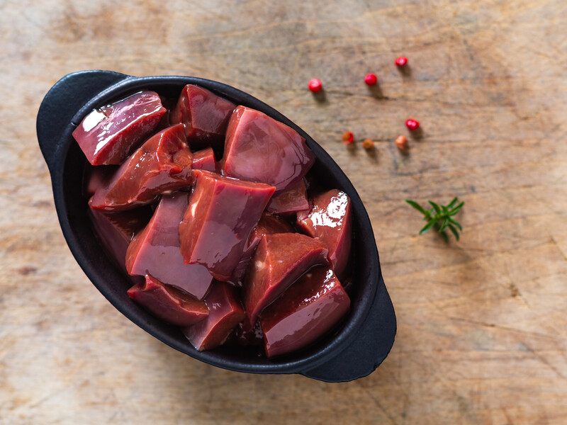 Прибрати гіркоту печінки просто: посипте її цим продуктом, який є на кожній кухні