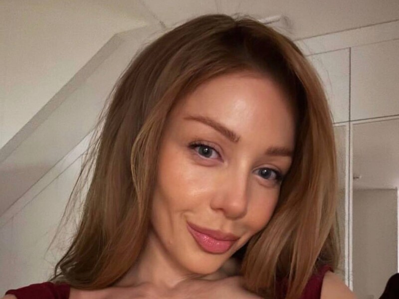 Не зовсім Попелюшка. Тіна Кароль іронічно відповіла, з яким казковим персонажем себе асоціює