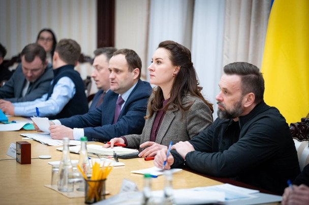 Удари РФ не припиняться після потепління: як уряд планує рятувати енергосистему Удари РФ не припиняться після потепління: як уряд планує рятувати енергосистему