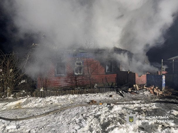 Трагедія на Чернігівщині: у будинку живцем згоріла маленька дитина (фото)