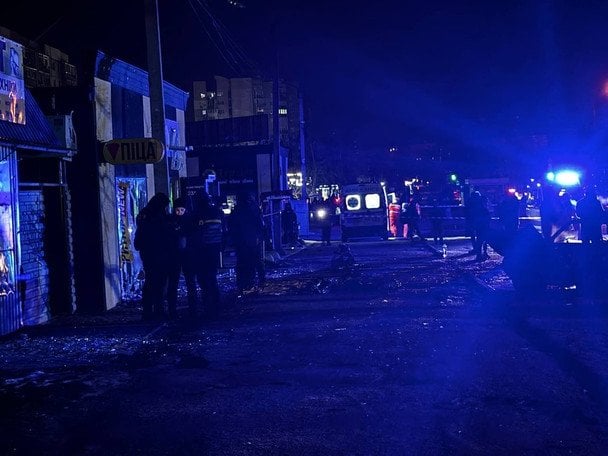 Жорстокий удар по Запоріжжю: містяни розповіли, що відбувалося у перші хвилини після вибухів (фото)