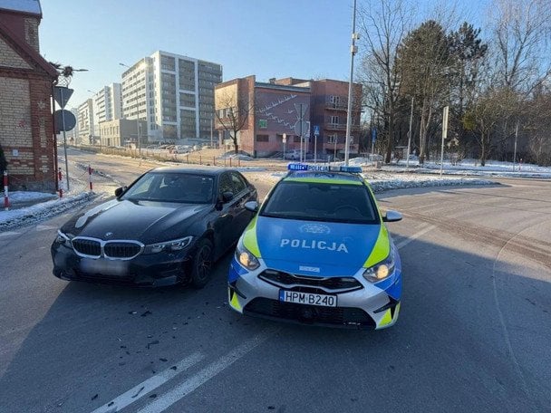 У Польщі автомобіль білоруських дипломатів врізався у машину поліції