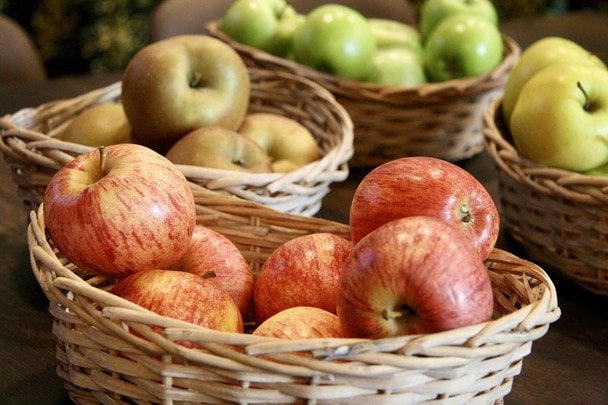 6 найкорисніших видів яблук для травлення, серця та рівня цукру 6 найкорисніших видів яблук для травлення, серця та рівня цукру