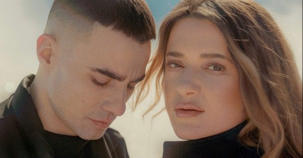 Могилевська неочікувано заспівала з удвічі молодшим артистом і зачарувала новим хітом