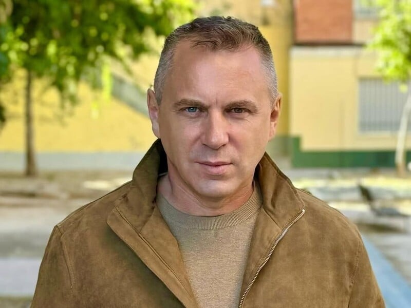 Філолог Авраменко після скандалу з таємним виїздом за кордон уперше розповів, що з ним трапилося