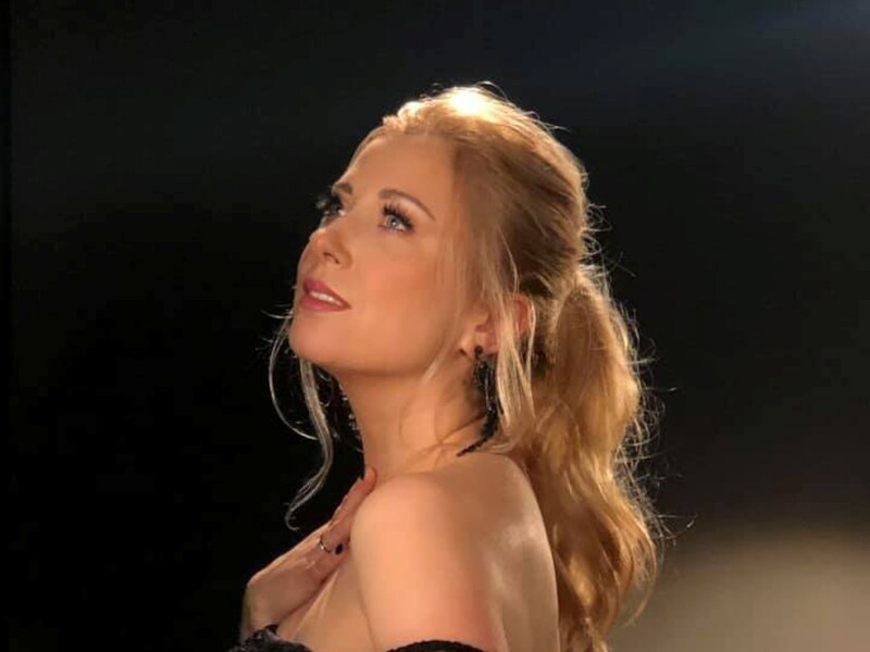 "У неї є хлопець, хочу, щоб не все заради нього було". Матвієнко дала пораду дочці, яка покинула Україну