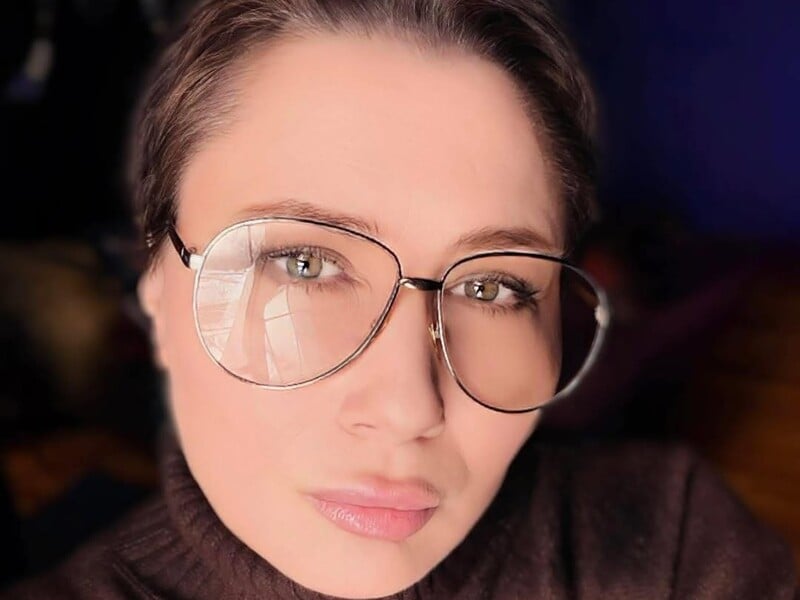 "Чесно – давно пофіг". Мозгова, яка роками волонтерить, різко відповіла на підозри в шахрайстві "Чесно – давно пофіг". Мозгова, яка роками волонтерить, різко відповіла на підозри в шахрайстві