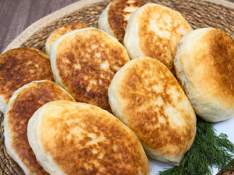 "Згодиться кожній господині". Рецепт тіста на рисовому відварі, з якого виходять дуже смачні пиріжки