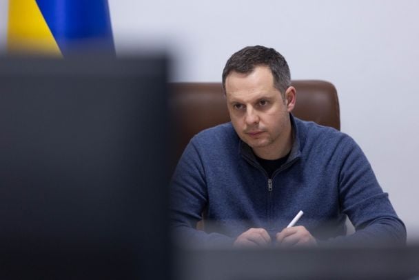 Колишнього заступника голови ОП Шурму та його брата оголосили в розшук