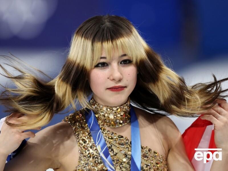 Що означають три смужки на волоссі найартистичнішої олімпійської чемпіонки Лю. Розкрито таємний зміст