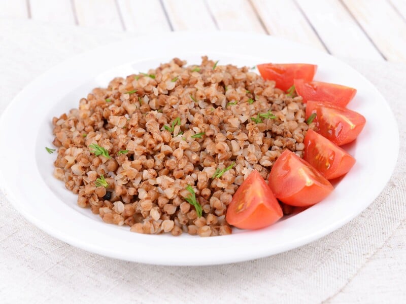 Рецепт панської гречки на сковороді – дуже смачної, ситної й неймовірно апетитної. Поради й секрети