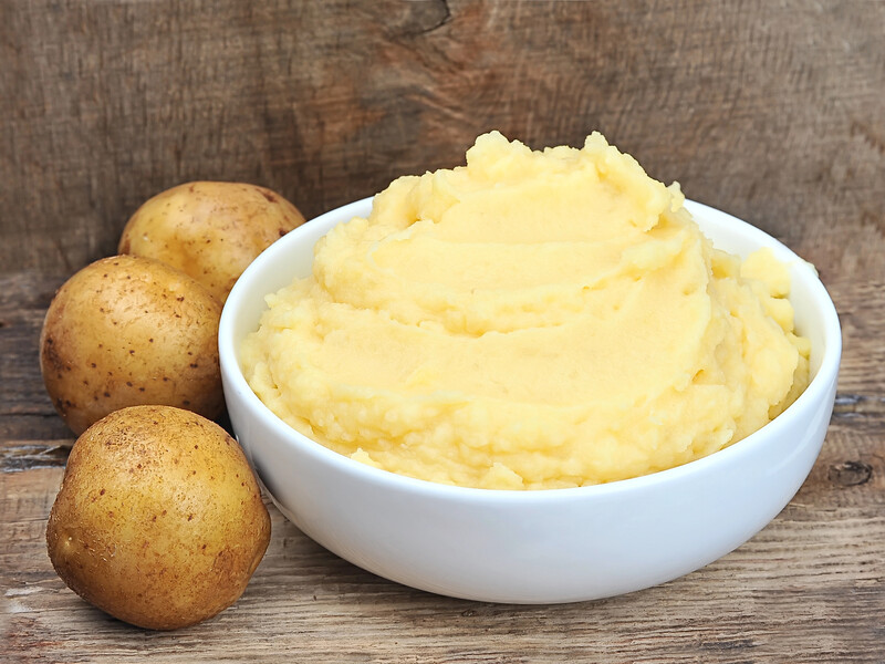 Як варити, чим товкти, скільки солі брати? П'ять секретів ідеального картопляного пюре