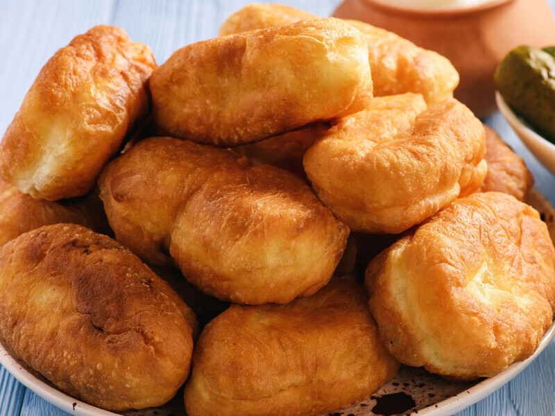 Без яєць і молока смажені пиріжки вийдуть ще пухкішими. Перевірений рецепт тіста