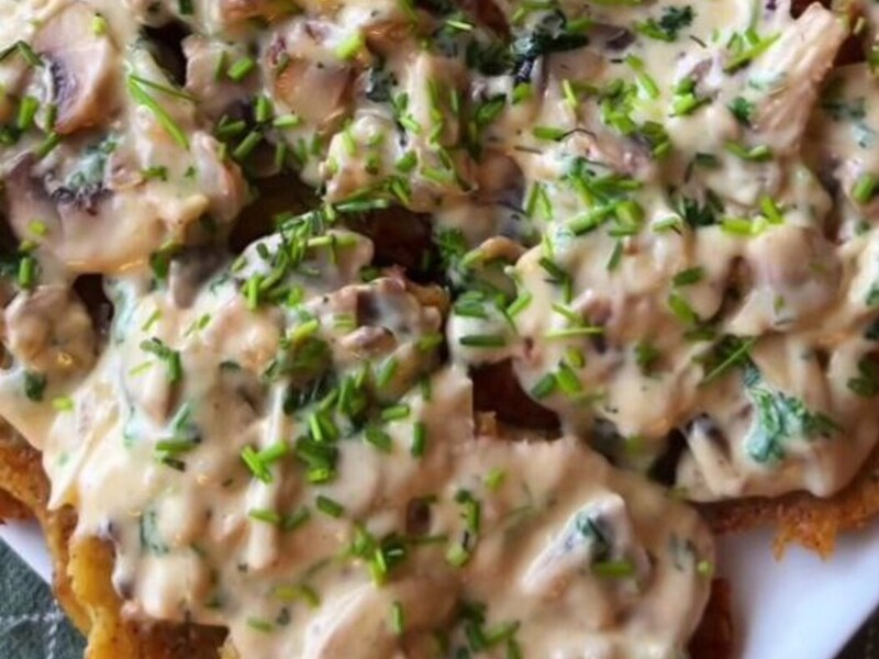 Завдяки цьому простому грибному соусу деруни набудуть божественного смаку. Швидкий рецепт