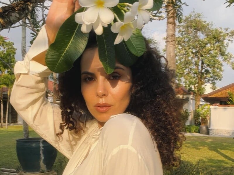 Каменських перед камерою зробила комплекс вправ. Співачка продемонструвала, в якій формі зараз