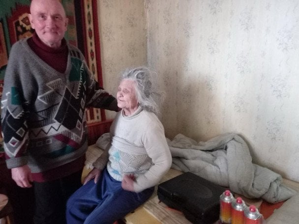 Заручниця 9-го поверху: як 88-річна киянка виживає у темряві та без ліфта на Троєщині