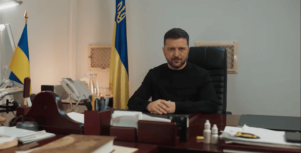 "Чотири роки, як Путін бере Київ за три дні": Зеленський звернувся до українців у річницю вторгнення