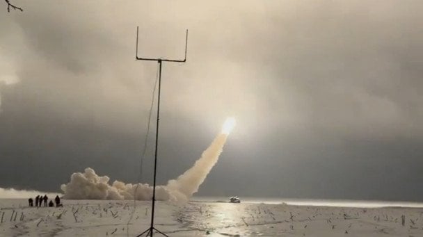 Ракети "Фламінго" вразили полігон запуску "Орешніка" в РФ: з'явилися ефектні кадри
