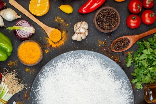 Чим замінити сіль, щоб страви були смачнішими: імениті кухарі розкрили свій секрет