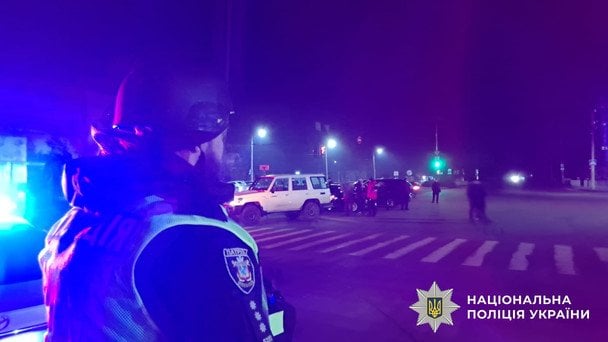 У Миколаєві стався вибух на АЗС: поранено сімох поліцейських