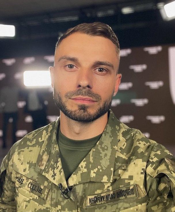 Відомий ведучий звільнився з посади речника Міноборони через пів року служби