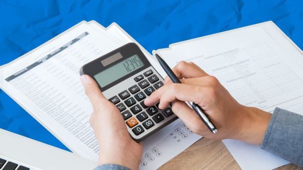 Податок на OLX, посилки та нові правила для ФОП: що змінять в Україні до кінця березня через МВФ