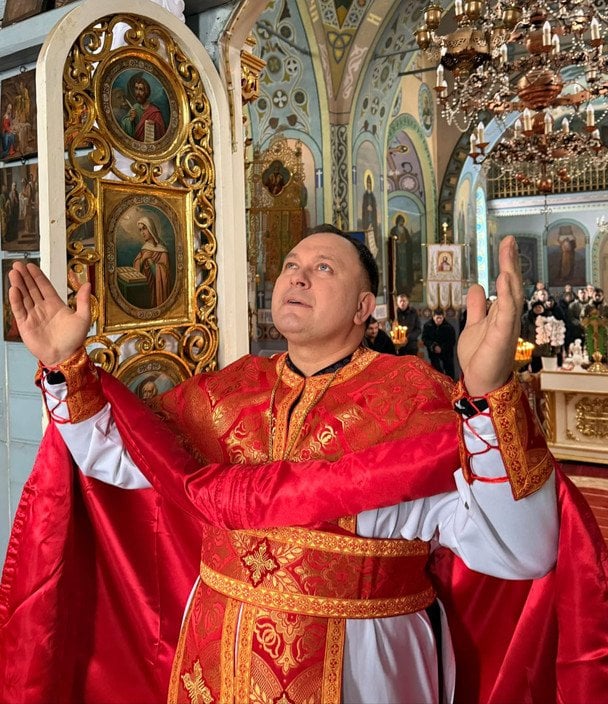 Гріх чи традиція?: відомий священник пояснив, хто насправді має обмивати тіло померлого