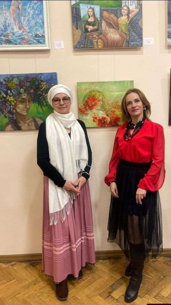 Мистецтво заради підтримки: у столиці відбулася колективна виставка живопису виставка «Світло жінки»