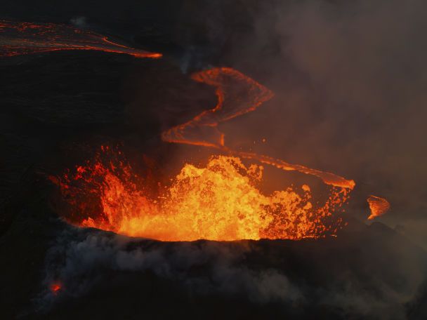 Давній жах Карпат: вулкан Чомад, що колись нищив усе навколо, може знову прокинутися