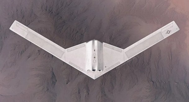 Аварійне приземлення розсекретило "Білого кажана" США: як Пентагон шпигує за Іраном Аварійне приземлення розсекретило "Білого кажана" США: як Пентагон шпигує за Іраном