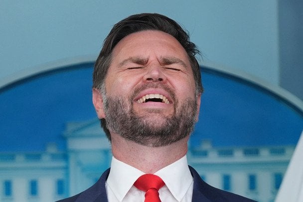 «Я одержимий ними»: Віцепрезидент США пообіцяв розкрити всю правду про НЛО