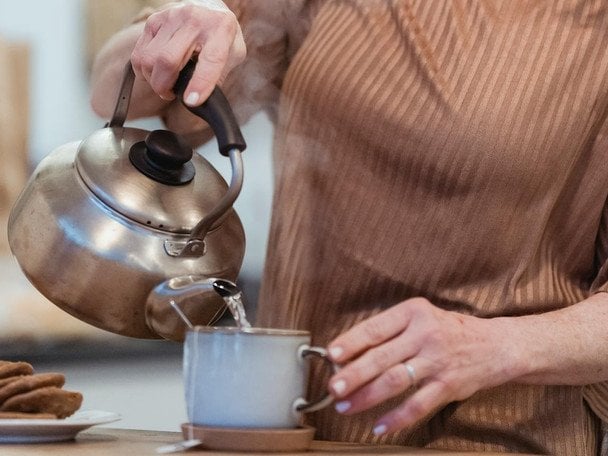 Що робити українцям у разі масованих атак на водопостачання — військовий експерт