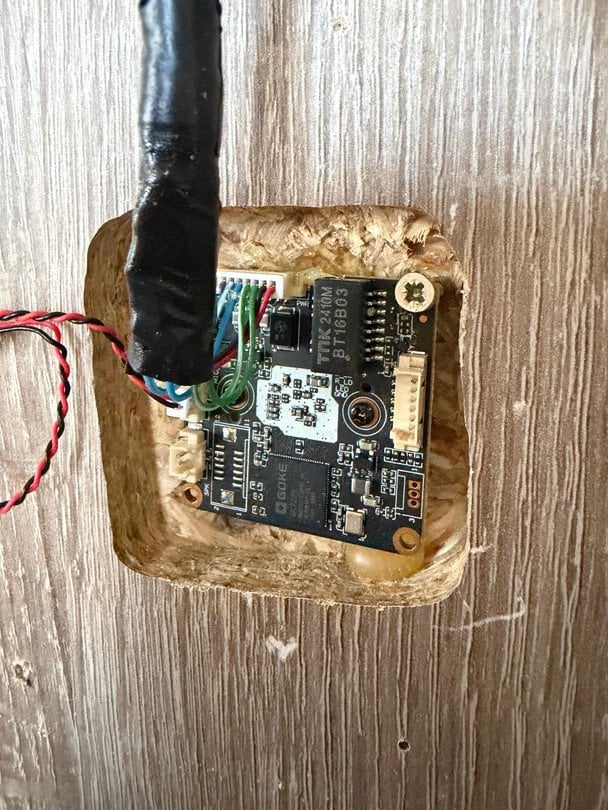 Шпигунські пристрої РФ вилучили в офісі TechEx. Під загрозою були технології перехоплювача Striker Mini