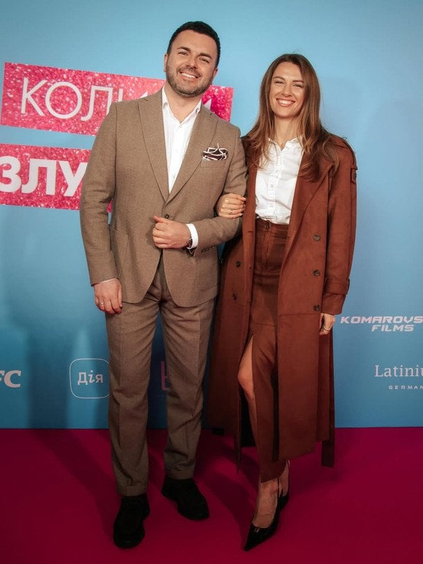 Дружина Григорія Решетніка відреагувала на чутки про четверту вагітність: "Мріємо про донечку"