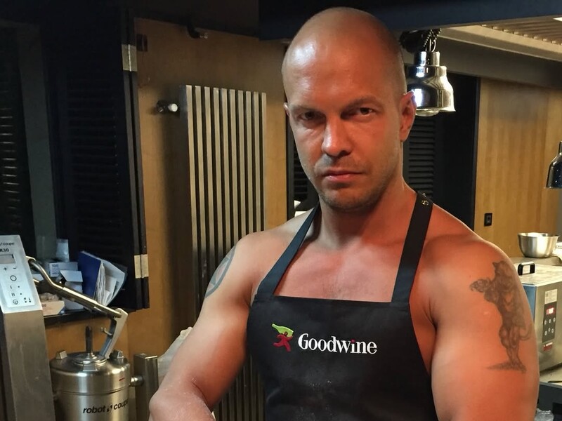 "Грошей бракувало навіть на хліб". Суддя "МастерШеф" Ярославський зізнався, що почав робити з 11 років