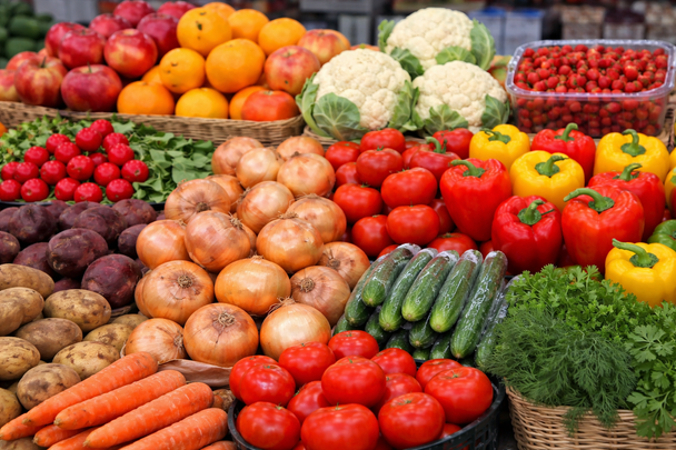 Частина овочів різко підскочила в ціні: що встигнути купити дешево, поки не здорожчало