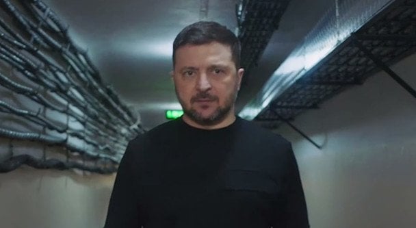 Зеленський про переговори з РФ, ППО Patriot та "союзника Кремля" Орбана: головне з інтерв’ю Politico Зеленський про переговори з РФ, ППО Patriot та "союзника Кремля" Орбана: головне з інтерв’ю Politico